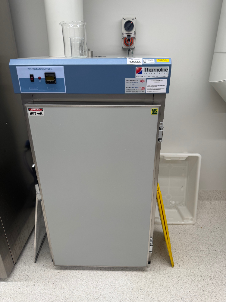 Image of Thermoline Dehydrating Oven